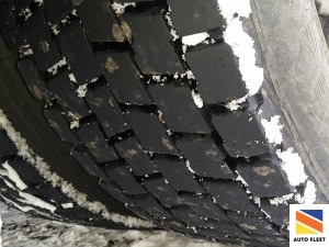 Mercedes Benz 1834 – грузовик бортовой тентованный
