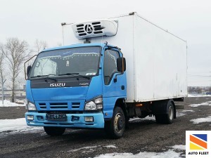Isuzu NQR 75PL Грузовик-рефрижератор