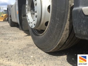 VOLVO FH1 2 4x2 тягач седельный