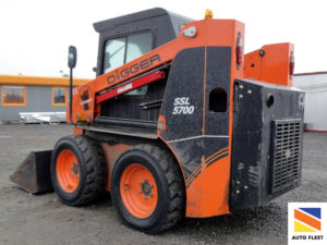 Digger SSL 5700 минипогрузчик
