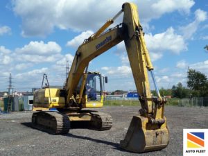 Komatsu PC200-7 экскаватор