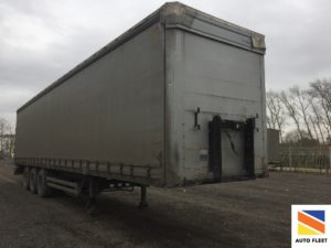Kogel SN24 curtain semi-trailer