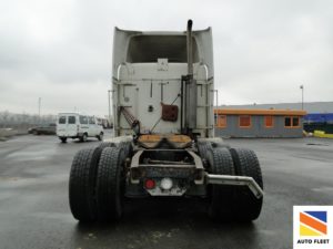 Freightliner FLD