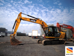 JCB JS