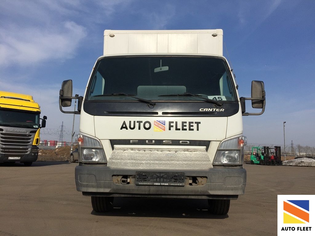 Фургон Mitsubishi Fuso