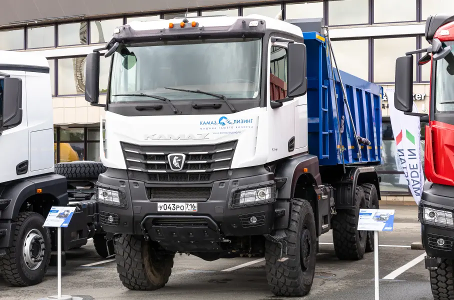 тягач КАМАЗ 65956