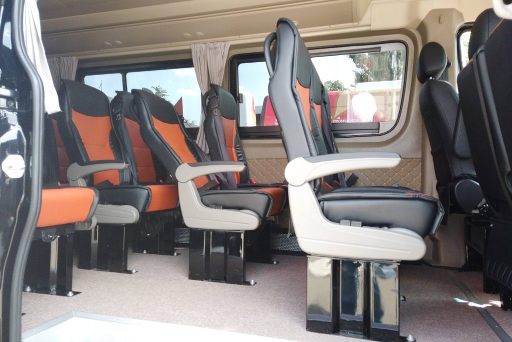 Sollers SF7 — новый российский автобус среднего класса