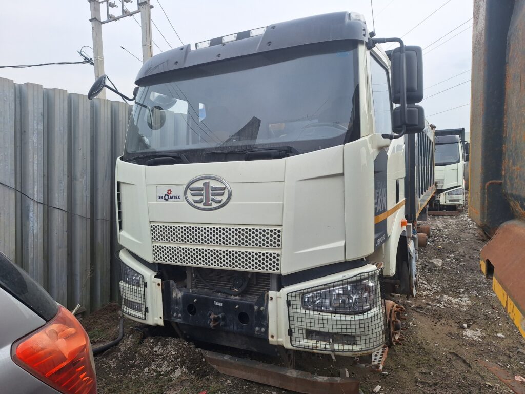 Самосвал faw j6 6х4
