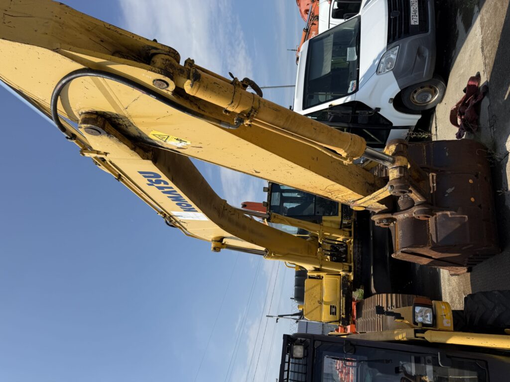 Komatsu PC300 8 (ЭО4227, 2012 г.) 1718ВТ77 (2)